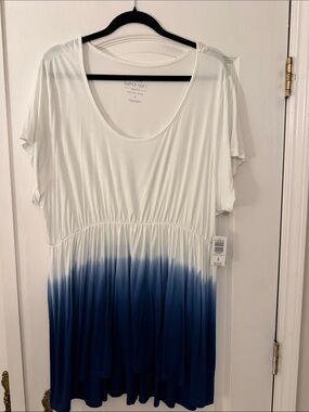 Torrid Hi low Super Soft Ombre Scoop Neck Tunic - White to Navy Size 4X NWT